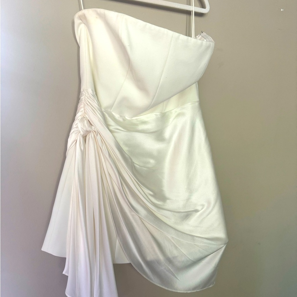 Cinq a sept dress size 8 with silk